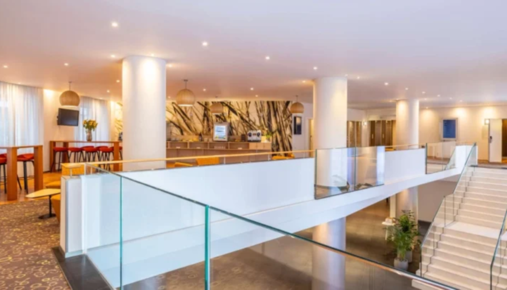 Novotel4